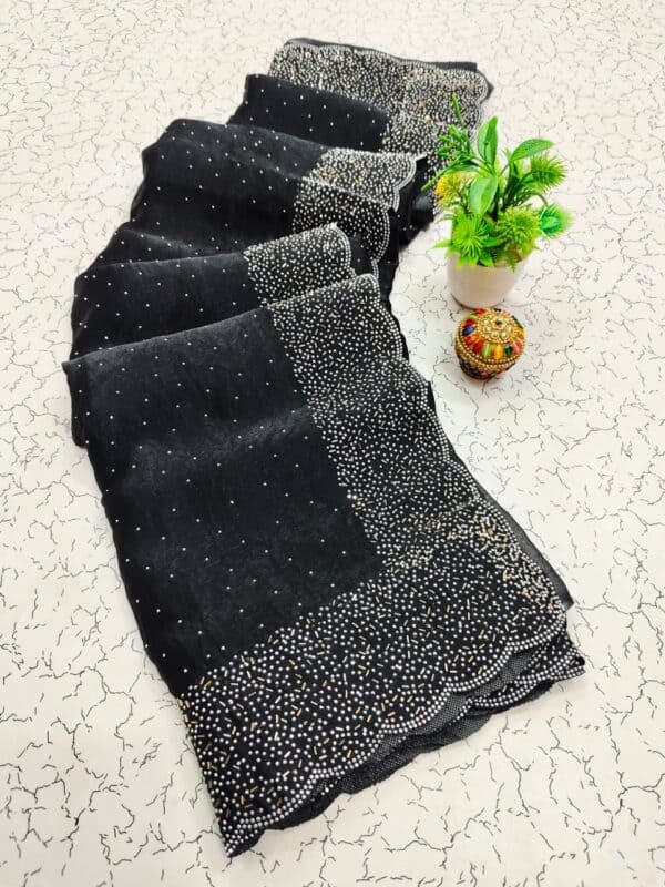 Space Silk Sarees | Premium Quality Silk Sarees Online