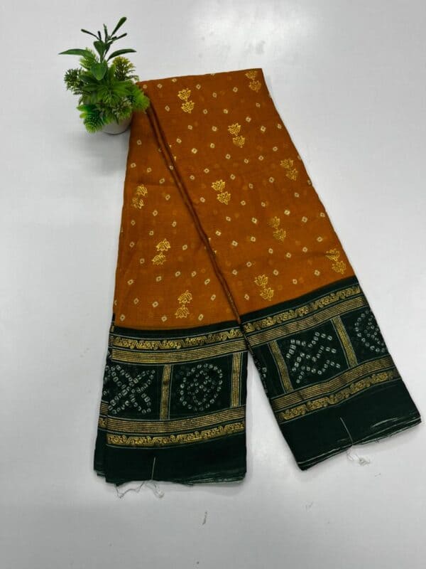 Zigzag Digital Print Saree | Trendy Printed Saree Collection