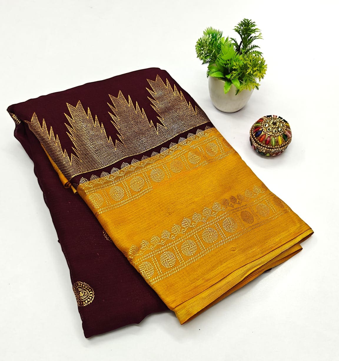 Traditional Foil Print Saree with Broad Border -Eswari Textiles